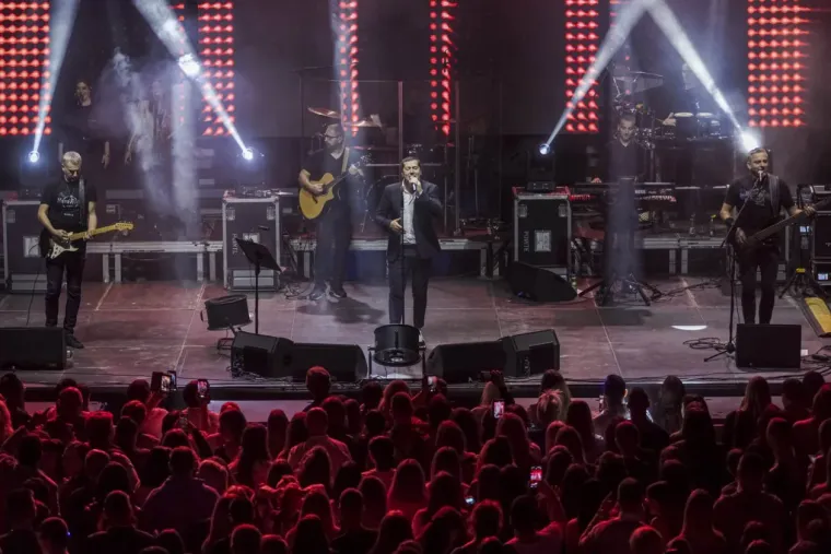 Aco Pejović priredio nezaboravan provod: Osmijeh na licima dama otkriva koliko im je bilo dobro