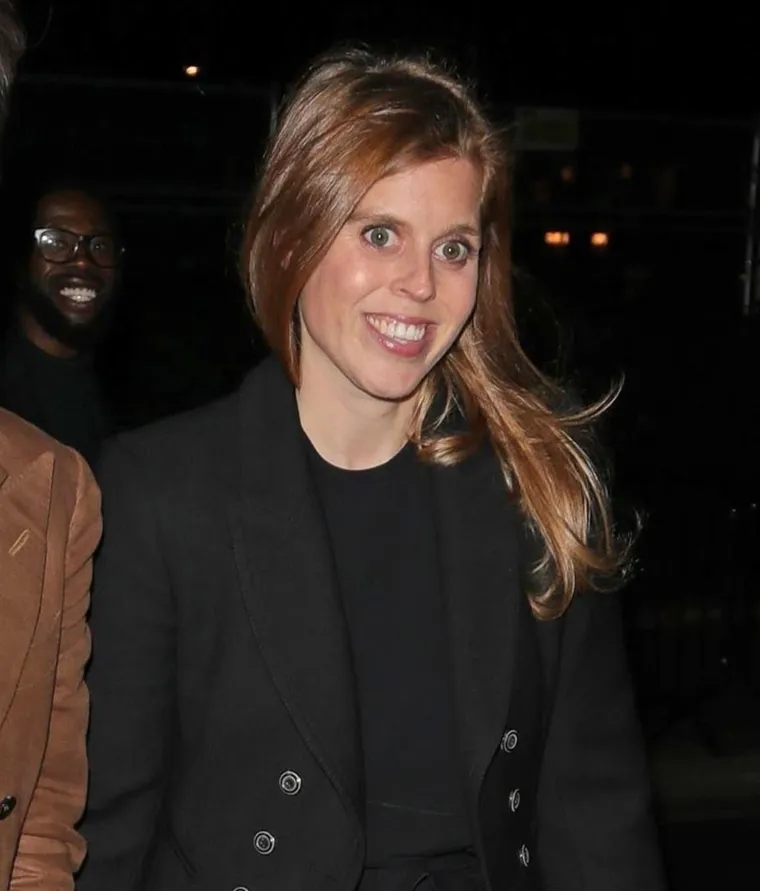 Pogledajte galeriju princeze Beatrice dok skandali njenog oca potresaju kraljevsku obitelj