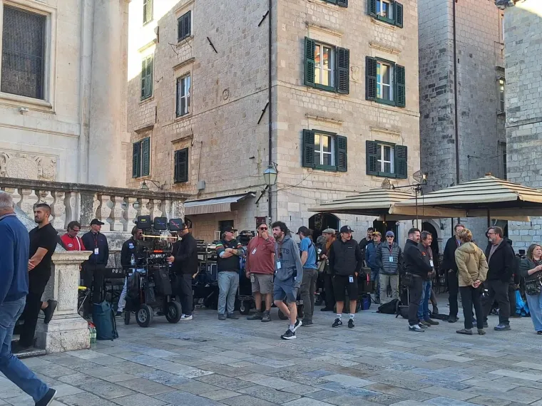 Zvijezde popularne serije stigle u Dubrovnik: Evo kako je izgledalo snimanje