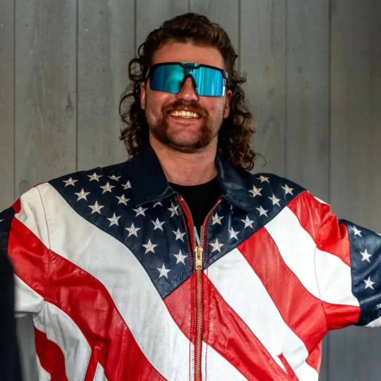 Okrunjen novi Kralj fudbalerki, izgleda kao klasični če&scaron;ki turist dolutao na Jadran 1983.