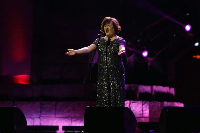 Od neugledne žene s božanstvenim glasom do glazbene dive: Ovako danas izgleda Susan Boyle