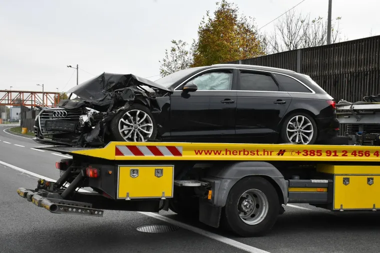 Krš i lom na istoku Hrvatske: Sudar kod graničnog prijelaza, četvero ozlijeđenih