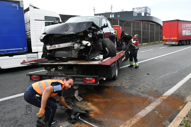 Kr&scaron; i lom na istoku Hrvatske: Sudar kod graničnog prijelaza, četvero ozlijeđenih