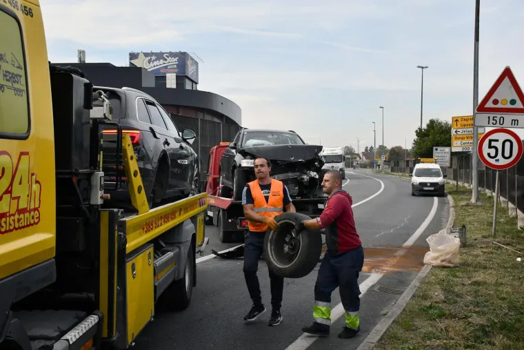 Kr&scaron; i lom na istoku Hrvatske: Sudar kod graničnog prijelaza, četvero ozlijeđenih