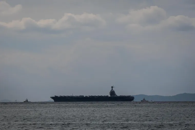 Ljepotica i zvijer: Najveći ratni brod ikad pored Poljuda pruža nezaboravne i gotovo filmske scene