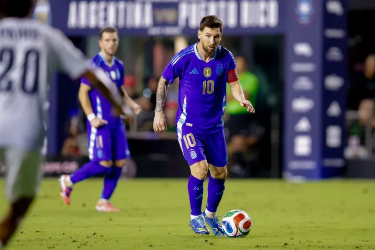 Ronaldo zarađuje ogromne svote, Messi bolji u jednoj stvari. Nećete vjerovati tko je u TOP 10