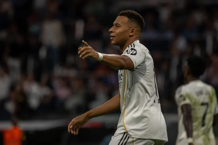 Ronaldo zarađuje ogromne svote, Messi bolji u jednoj stvari. Nećete vjerovati tko je u TOP 10