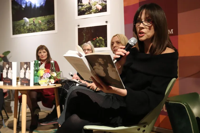 Pogledajte kako se zvijezda serije 'Sjene prošlosti' mijenjala kroz godine