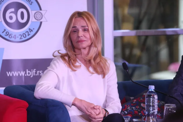 Đorđe je cijeli život volio samo nju: Kako danas izgleda &scaron;armantna Olivera Bala&scaron;ević?