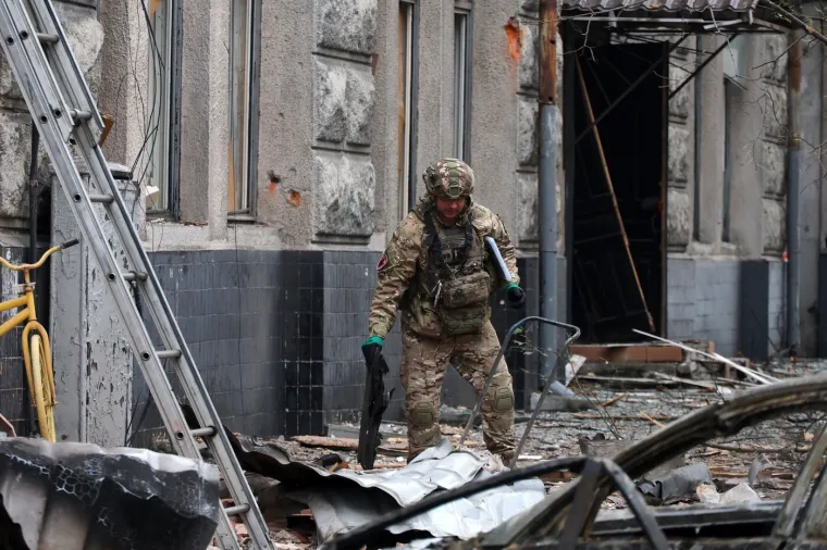 Prizori koji lede krv u žilama: Rusi ga sravnili, pogledajte kako izgleda uni&scaron;teni ukrajinski vrtić