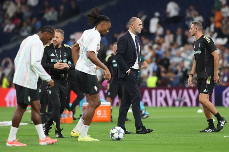 Sva lica Igora Tudora u Madridu: Pogledajte što je radio uz aut-liniju, opasno mu se trese stolica