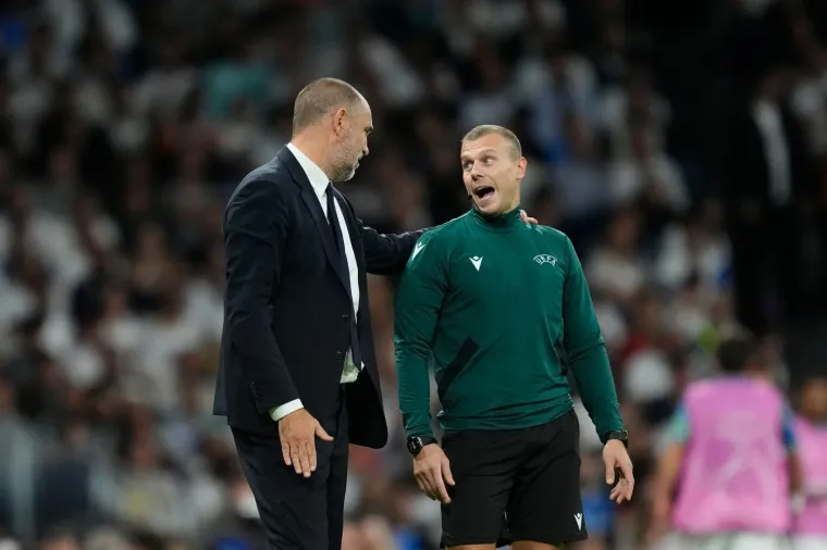 Sva lica Igora Tudora u Madridu: Pogledajte &scaron;to je radio uz aut-liniju, opasno mu se trese stolica