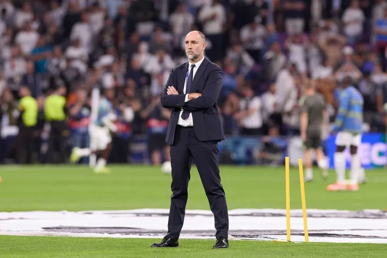 Sva lica Igora Tudora u Madridu: Pogledajte &scaron;to je radio uz aut-liniju, opasno mu se trese stolica