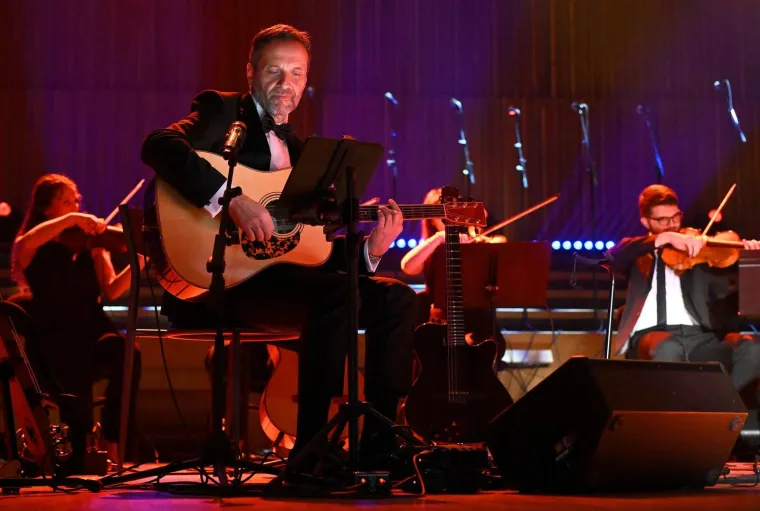 Nina Badrić i Ante Gelo raspametili Lisinski: Ona se spustila u publiku i zapjevala s fanovima