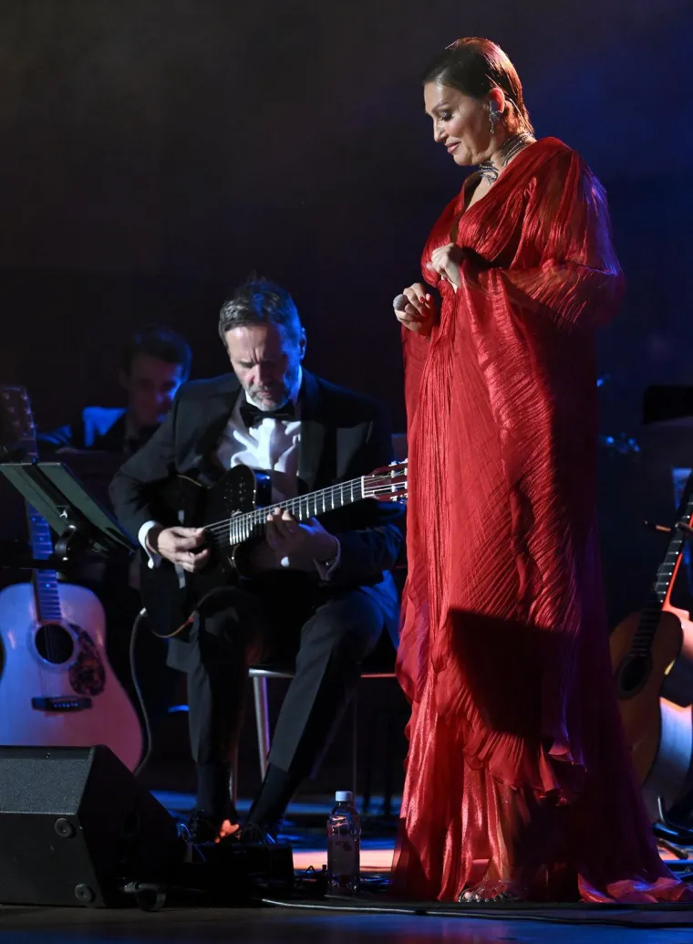 Nina Badrić i Ante Gelo raspametili Lisinski: Ona se spustila u publiku i zapjevala s fanovima