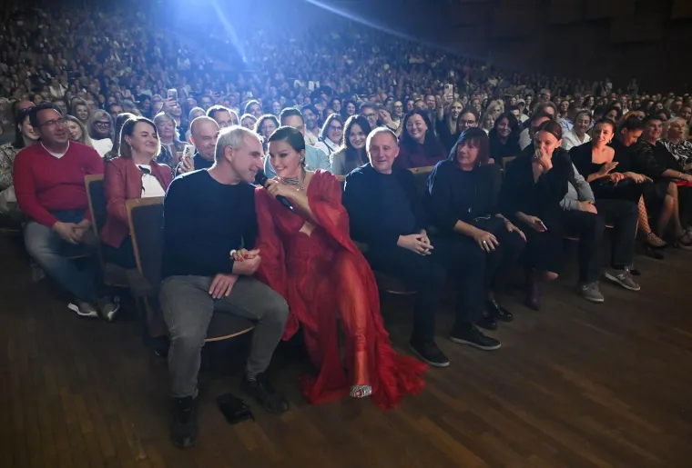 Nina Badrić i Ante Gelo raspametili Lisinski: Ona se spustila u publiku i zapjevala s fanovima