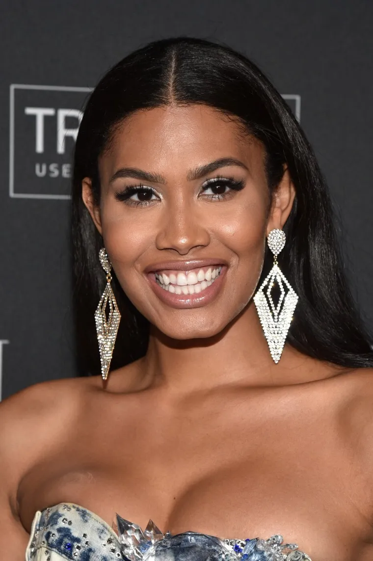 Tko bi rekao da je bila muškarac? Za ovu ljepoticu nitko ne može povjerovati da je transrodna