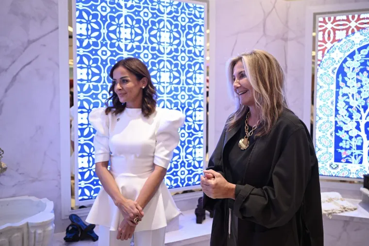 Šarmantna Mirela nepogrešivim stilom opravdava titulu Prve dame