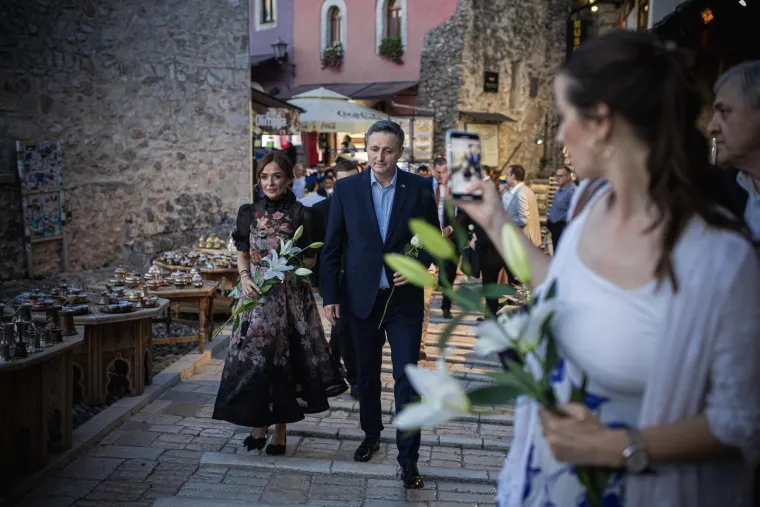 Šarmantna Mirela nepogrešivim stilom opravdava titulu Prve dame