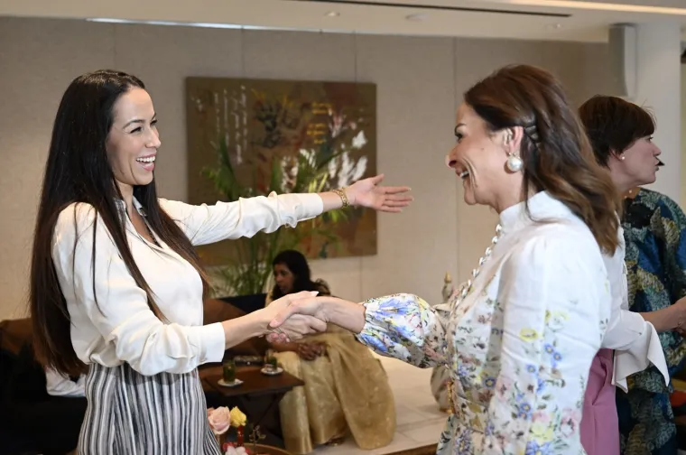 &Scaron;armantna Mirela nepogre&scaron;ivim stilom opravdava titulu Prve dame