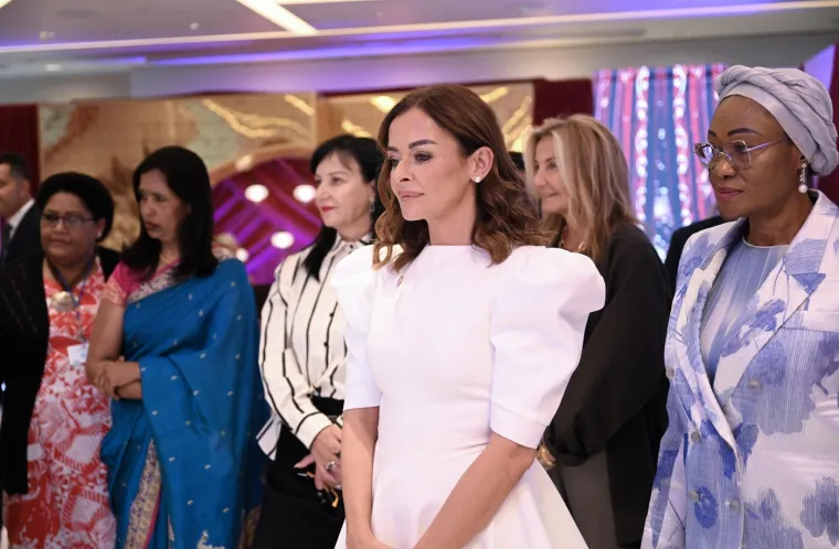 &Scaron;armantna Mirela nepogre&scaron;ivim stilom opravdava titulu Prve dame