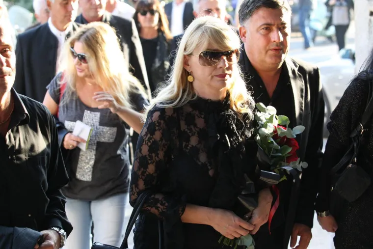 Na dana&scaron;nji dan Trogir je plakao: Svijet je napustio legendarni slavuj Vinko Coce