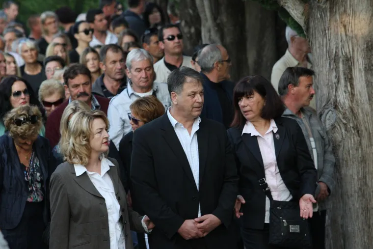 Na dana&scaron;nji dan Trogir je plakao: Svijet je napustio legendarni slavuj Vinko Coce