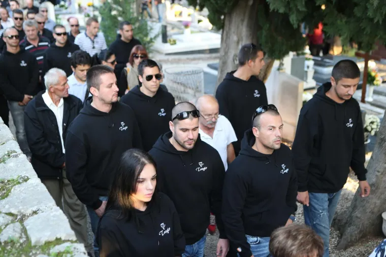 Na dana&scaron;nji dan Trogir je plakao: Svijet je napustio legendarni slavuj Vinko Coce