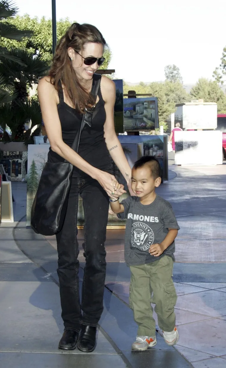 Potukao se s ocem pa 'nestao': Najstarijeg sina Brada i Angeline rijetki će prepoznati