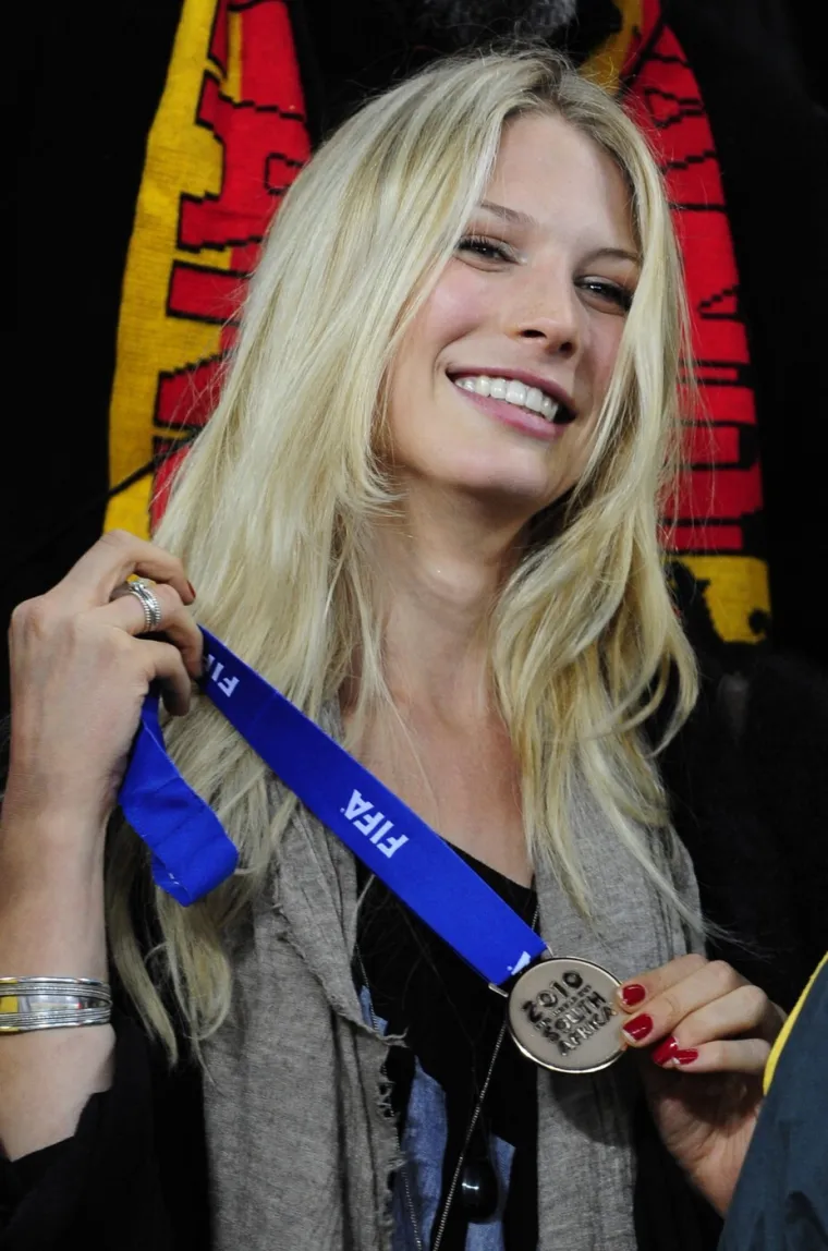 Nju je ljubio prije Ane Ivanović: Bastianova biv&scaron;a cura danas blista od sreće uz bogatog poduzetnika