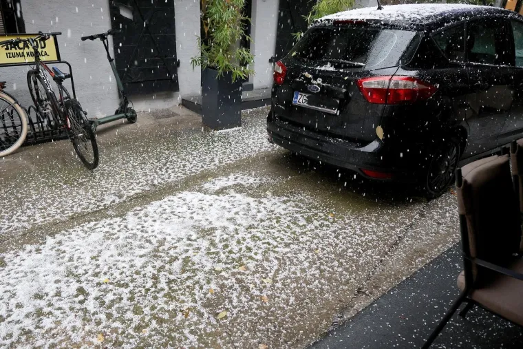 Brzo i žestoko: Tuča veličine lješnjaka poharala hrvatsku metropolu