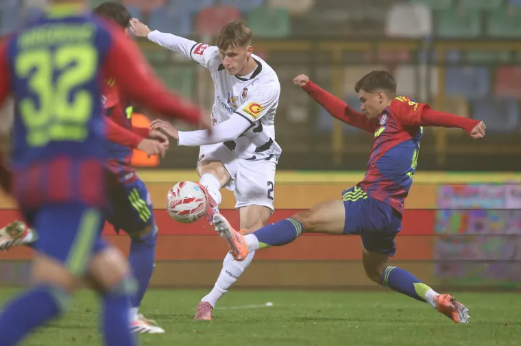 Ni rano gostovanje ih nije zaustavilo: Evo kako je Torcida odala počast hrvatskim herojima