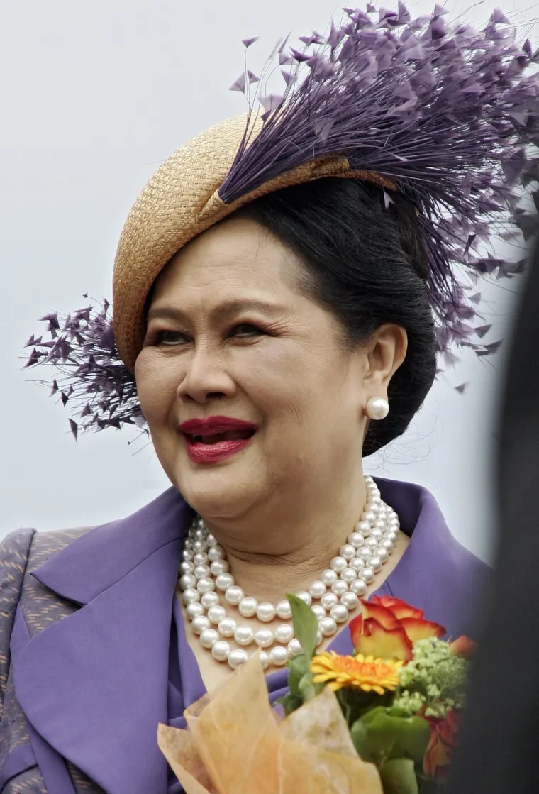 Evo za&scaron;to je kraljica majka slovila za ikonu stila: Presudna je bila jedna suradnja