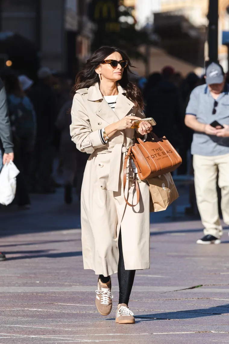 Pored prekrasnih dama, markantan muškarac plijenio je poglede