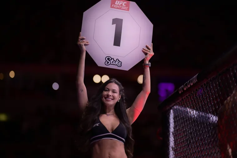 Fatalne UFC djevojke u &scaron;tiklama: One ostavljaju borce bez daha, nitko ne gleda mečeve zbog njih