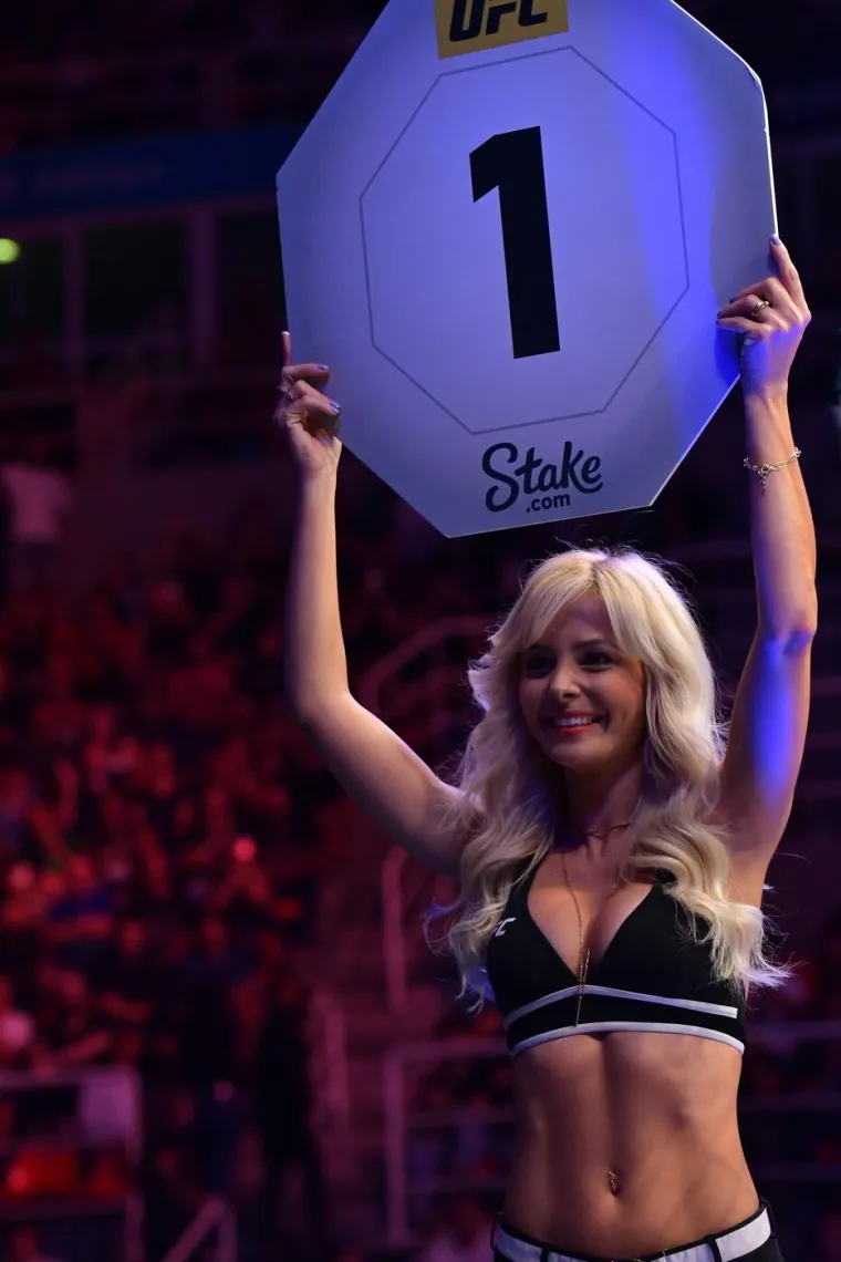 Fatalne UFC djevojke u &scaron;tiklama: One ostavljaju borce bez daha, nitko ne gleda mečeve zbog njih