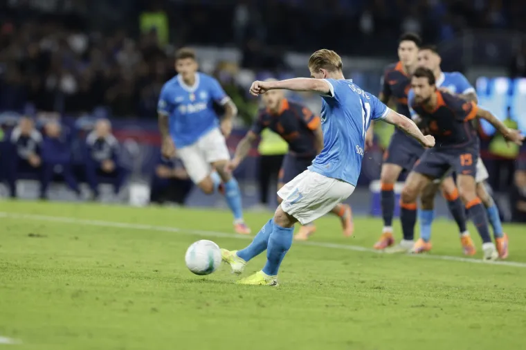 Nogometna zvijezda u suzama! Nitko nije ni slutio da će mu noga nastradati zbog jedanaesterca