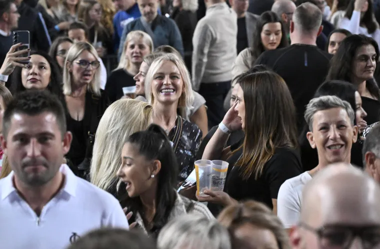 E ovo se zove spektakl: Pogledajte kakvu je atmosferu Neda Ukraden napravila u zagrebačkoj Areni