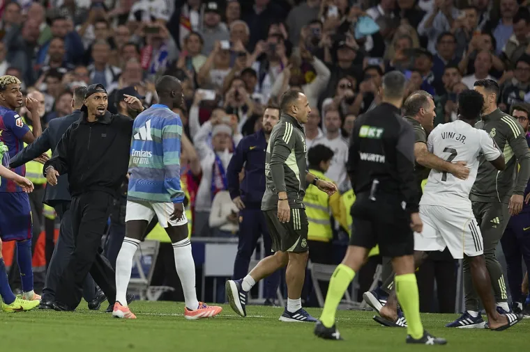 Ovo je bio UFC, a ne El Clasico! Potukla se dva sunarodnjaka, sve je morala rješavati policija