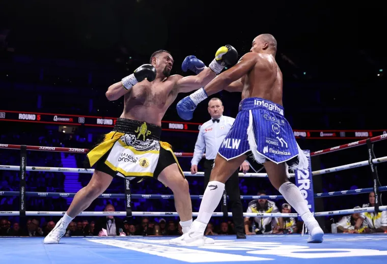 Ušao u ring, šokirao svijet i poremetio planove Hrgoviću: 'Prekid je kontroverzan'