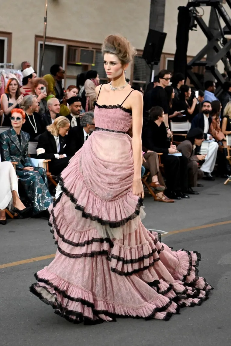 Ovo su najzanimljivija izdanja na Vogue World 2025. reviji: Od Old Hollywooda do futurizma