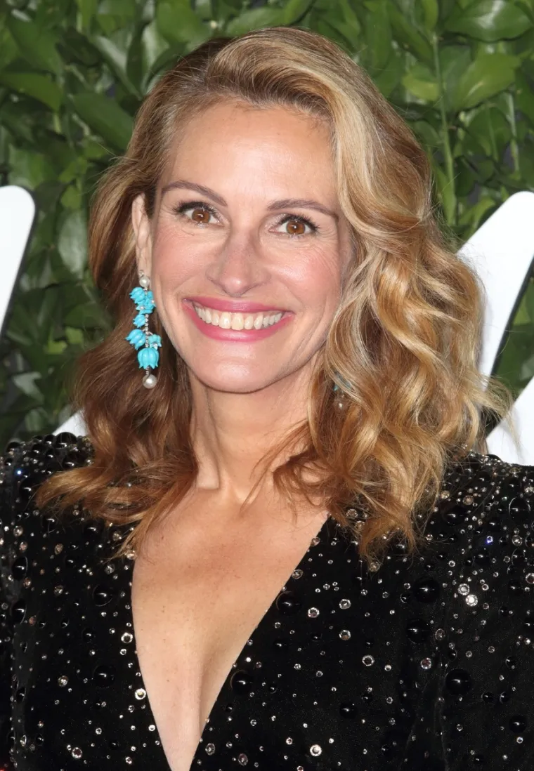 Zgodna žena slavi novu etapu života: Pogledajte koliko se promijenila tijekom godina