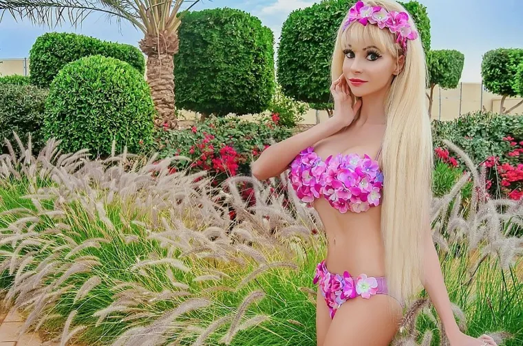 Kao da nije stvarna: Nazivaju je 'ruskom Barbie', a na zahvate je potrošila preko 140 000 eura