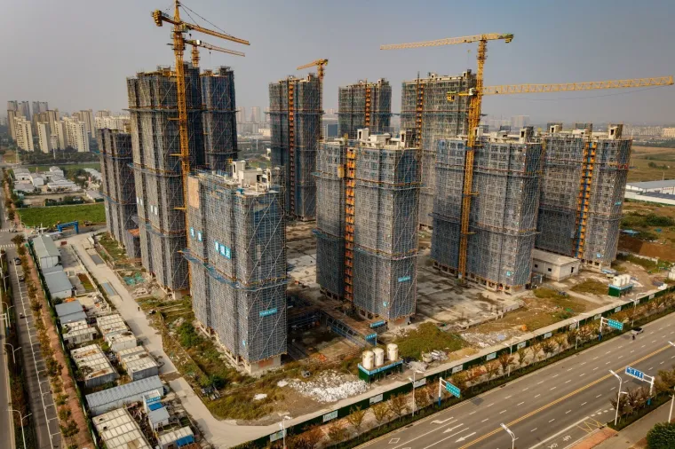 Fotografije nikad dovr&scaron;enih kvartova lede krv u žilama: Velebna zdanja zjape prazna