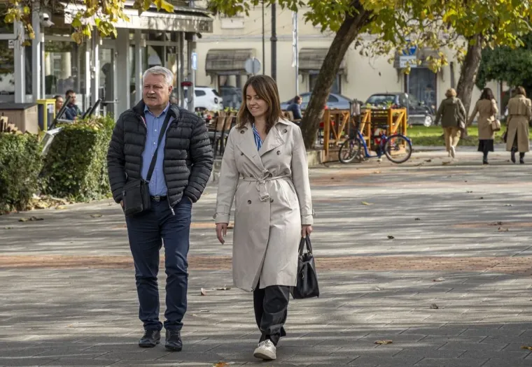 Kovrčava dama je osmijehom oborila prolaznike u Karlovcu: Nitko nije ostao ravnodu&scaron;an