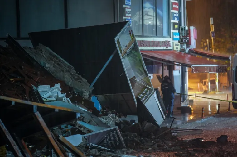 Sablasni prizori razaranja obilaze svijet: Ljudi u strahu, cijeli grad u ruševinama