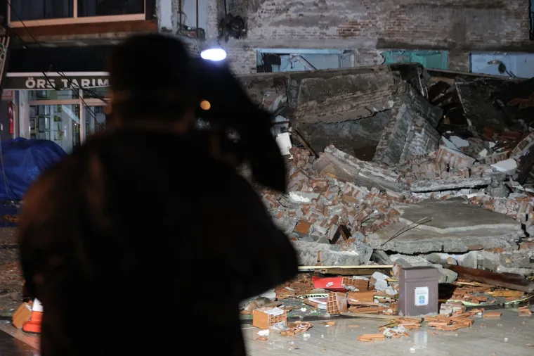 Sablasni prizori razaranja obilaze svijet: Ljudi u strahu, cijeli grad u ruševinama