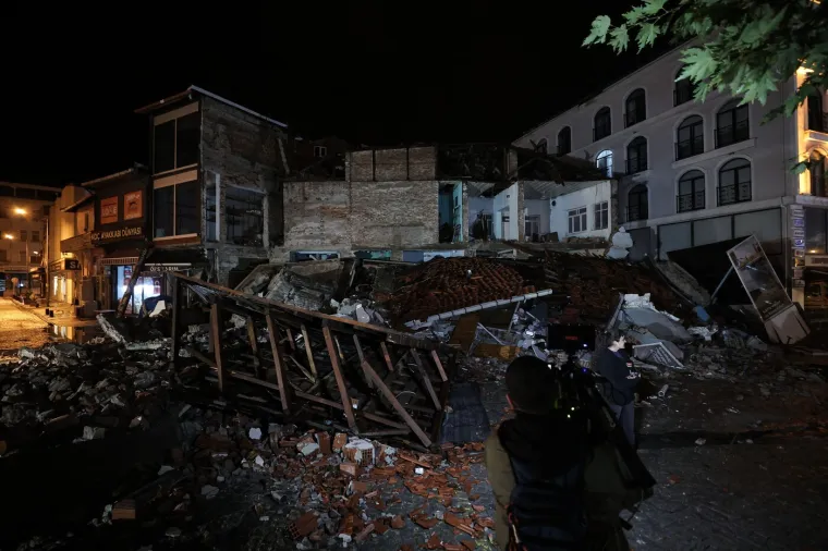 Sablasni prizori razaranja obilaze svijet: Ljudi u strahu, cijeli grad u ruševinama