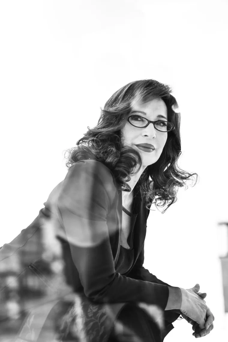 Ljubi 18 godina mlađeg bubnjara, a brak za nju nije opcija: Ova glumica zna što želi