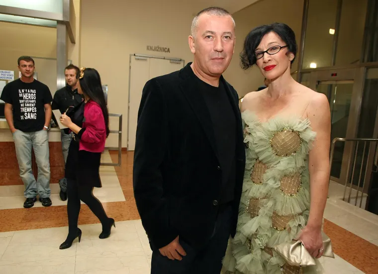 Ljubi 18 godina mlađeg bubnjara, a brak za nju nije opcija: Ova glumica zna &scaron;to želi